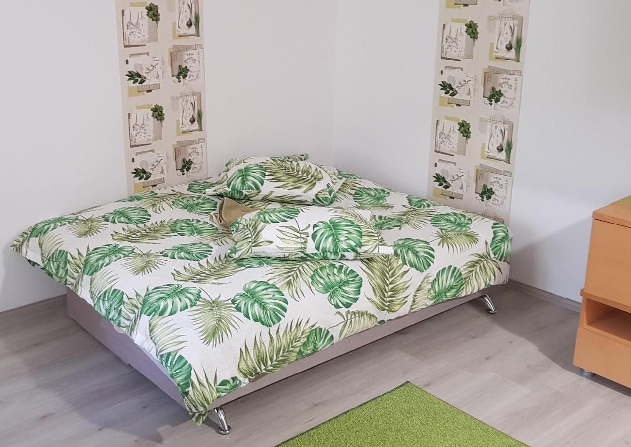 Green Apartman Târgu-Mureş Exterior foto